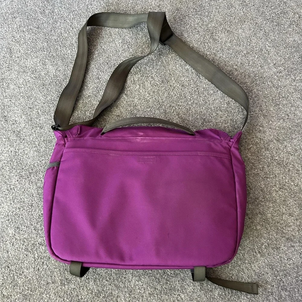 Patagonia Bag Purple MiniMass Courier Laptop Travel Soft Case Shoulder Work
